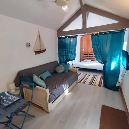 Vakantiehuis Maison De 12 Personnes *