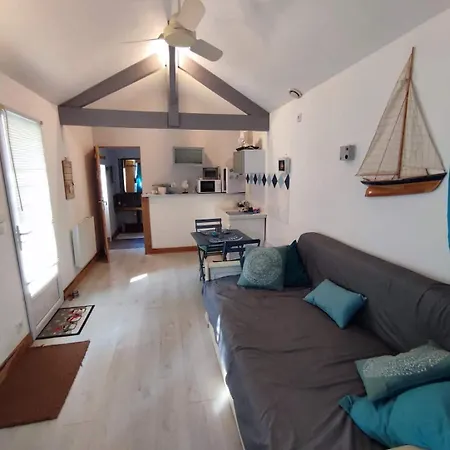 Maison De 12 Personnes *