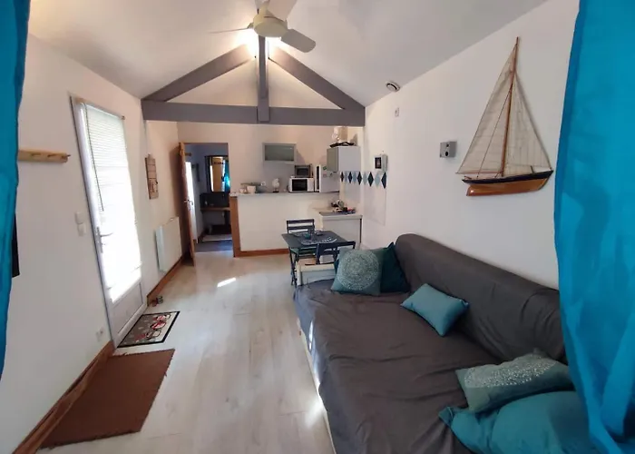 Maison De 12 Personnes *