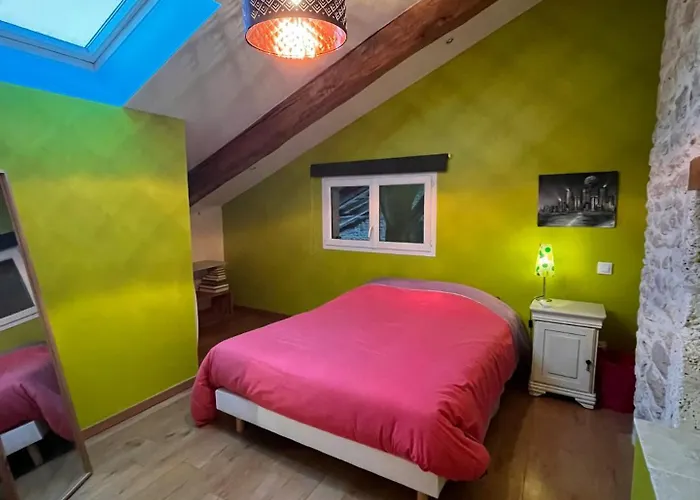 بيت للعطل Maison De 12 Personnes *